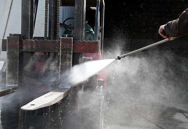 Best Warehouse Cleaning  in West Athens, CA